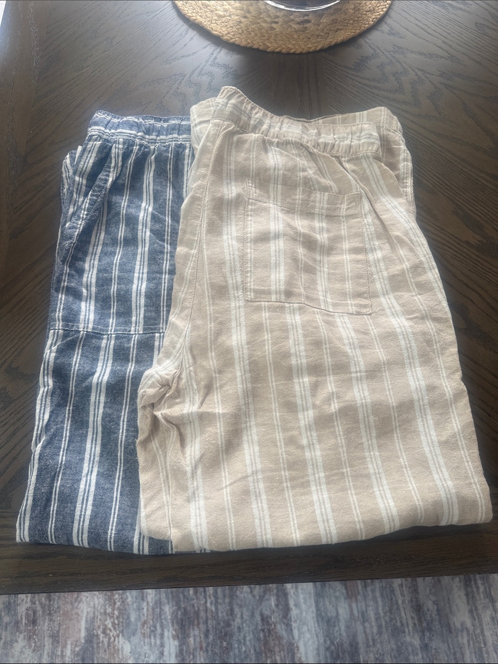 GAP Women’s Linen striped pants- tags off but not worn